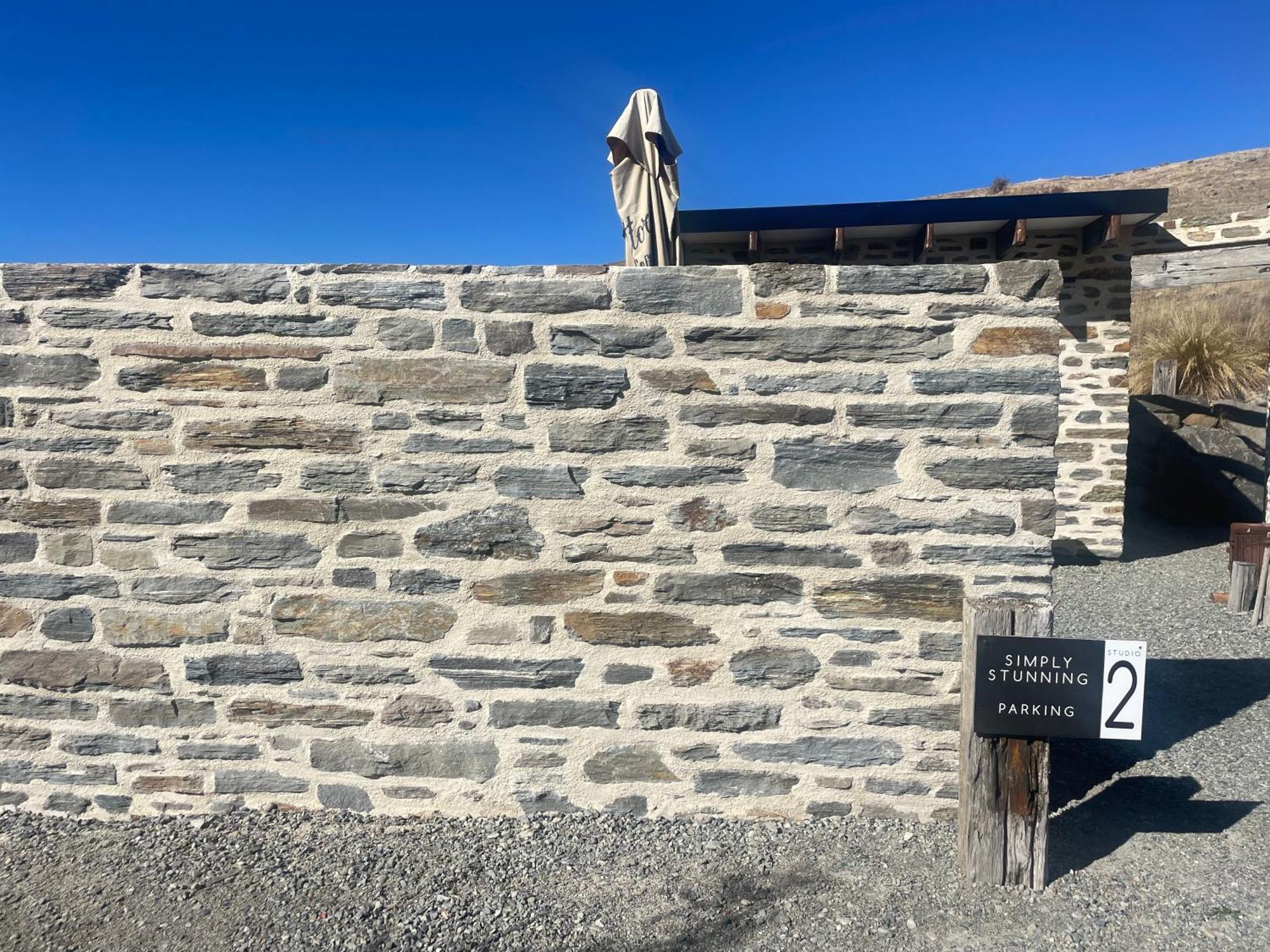 Simply Stunning Studio 2 Lake Tekapo Exteriör bild